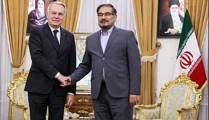 دیدار وزیر خارجه فرانسه با دبیر شورای عالی امنیت ملی +عکس