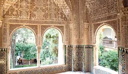 بالصور ..قصر الحمراء بغرناطة التي بناها المسلمون في الأندلس قديماً اسبانيا حديثاً