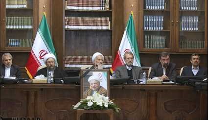 Expediency Council meets sans Ayat. Hashemi