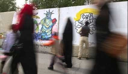 Basra: Iraqi Graffiti Artist Mocking Trump over 'Racist Immigration Ban'