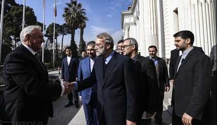 Larijani meets with Belarusian counterpart