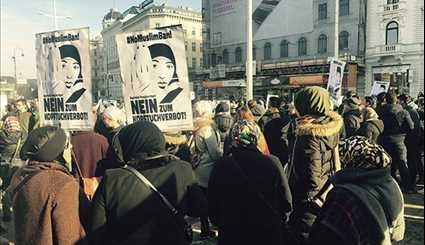 Thousands March against Racist Burqa Ban Plan in Austria