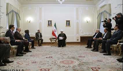 Rouhani, Venezuelan ministers meet in Tehran