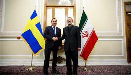 لقاء لاريجاني ورئيس الوزراء السويدي