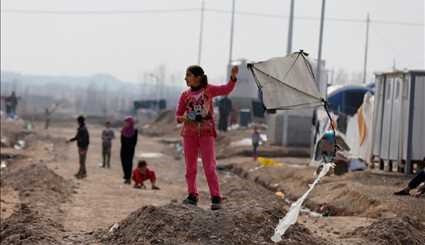 بازی کودکان عراقی در کمپ آوارگان | تصاویر