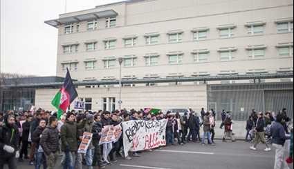 1,000s Protest Deportations of Afghans from Germany