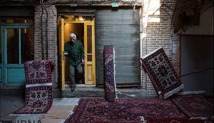Tabriz carpet market