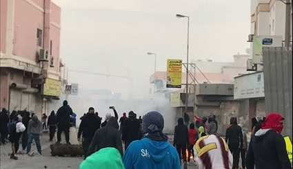 Bahrain: Police Clash with Protesters during Rally over Death of Young Man