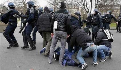 Police Clash with Demonstrators During Anti-Brutality Protest in Paris