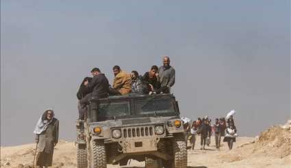 فرار ۵۰ هزار عراقی از موصل‎ | تصاویر