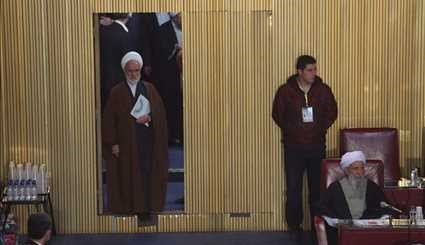 انعقاد الجلسة الثانية للدورة الخامسة لمجلس خبراء القيادة في ايران