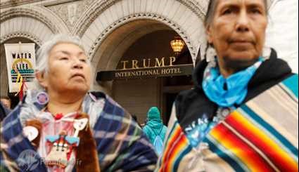 احتجاج الهنود الحمر ضد ترامب