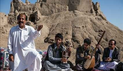 زيارة للصحفيين الى المناطق السياحية في محافظة سيستان وبلوجستان شرق ايران