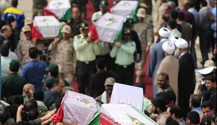 Bodies of 165 Iranian Martyrs Repatriated from Iraq