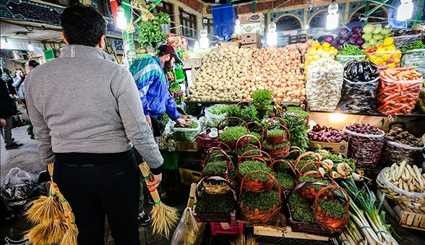 Old Bazaar in North Tehran Swarms with Customers ahead of Nowruz