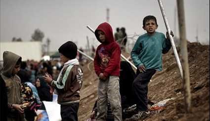 Iraq's Internally Displaced Civilians Living in Rough Situation in Camps