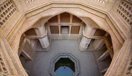 خانه تاریخی عباسی - کاشان