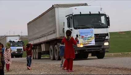بالصور..تقديم الدعم اللوجستي لنازحي الموصل العراقي