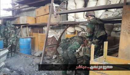 الدمار الذي الحقته المجموعات المسلحة الإرهابية بشركة الكهرباء في شمال حي جوبر وسط تقدم للجيش السوري في المنطقة.