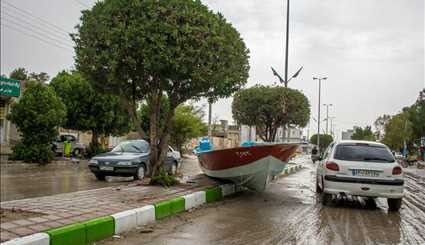 تقرير مصور عن الخسائر التي الحقتها الامواج الهائجة بجنوب محافظة بوشهر