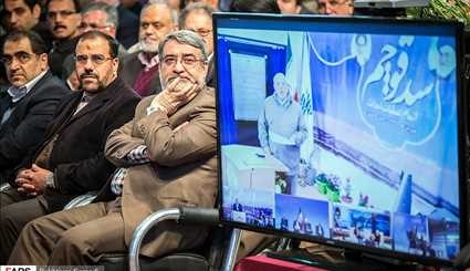 الرئيس الايراني يفتتح مشروع صناعة البتروكيماويات في محافظة كردستان