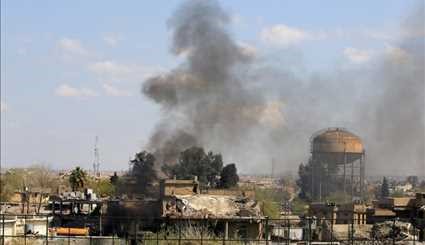 Iraqi forces edge further into Mosul