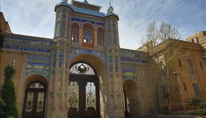 Tourists visit historical venues of Tehran