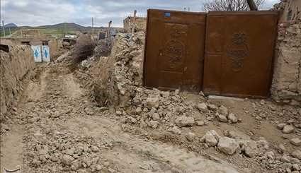 Strong quake causes damages to Fariman region