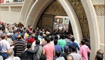 انفجار في كنيسة بطنطا في مصر