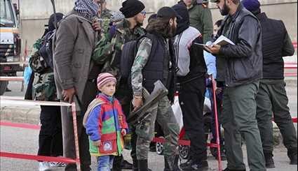 Syria: More Gunmen, Family Members Leave Al-Wa'er District in Homs