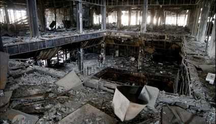 مشاهد من الدمار الذي لحق بجامعة الموصل في العراق