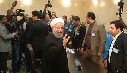 More Figures Applying for Candidacy for Post of President in Iran