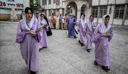 Easter celebrated in Tehran’s Cathedral