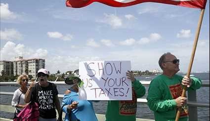 Tens of Thousands across US Demand to See Trump's Tax Returns