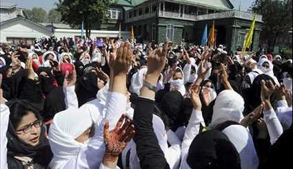 Kashmir Unrest: Protesting Students Clash with Police