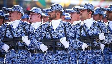 مراسم رژه نیروهای مسلح در روز ارتش - 2 | تصاویر