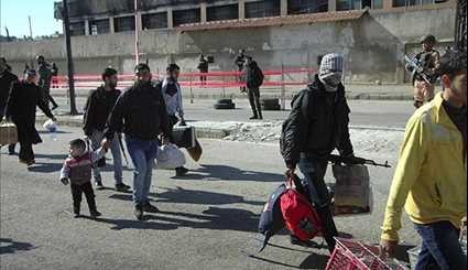 More Gunmen, Their Families Leave al-Wa'er in Homs for Northern Syria
