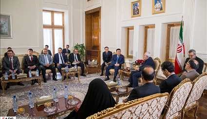 Zarif meets with Kyrgyz Parl. speaker