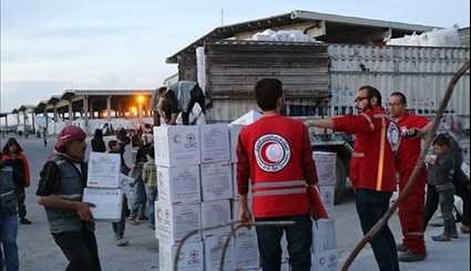 SARC Distributes More Humanitarian Aids among People in Jibreen, Deir Ezzur