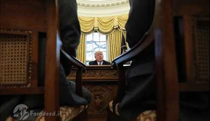 ترامپ در پیله کاخ سفید