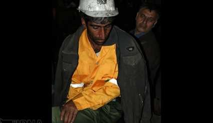 خروج پیکر هفت تن از محبوسین حادثه انفجار معدن آزادشهر‎ | تصاویر