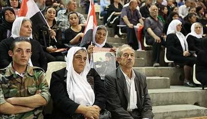 بالصور.. مراسم تكريم عوائل الشهداء في سوريا