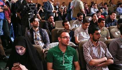 محاضرة للمرشح مصطفى ميرسليم في جامعة طهران