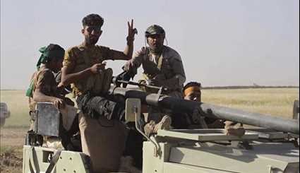 Iraqi Popular Forces Lay Siege on ISIL in Qairawan