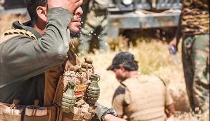 Iraqi Popular Forces Lay Siege on ISIL in Qairawan