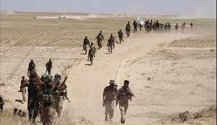 Iraqi Volunteer Forces Cut off ISIL Main Supply Route, West of Mosul