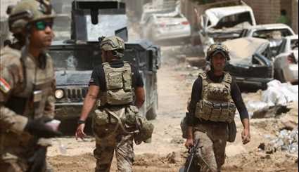 القوات العراقية تطارد ارهابيي 