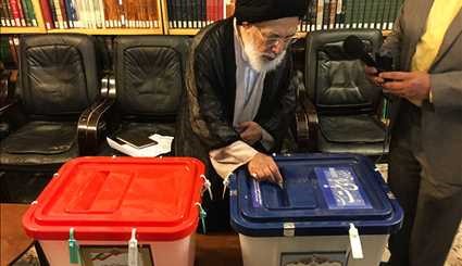 مشاهد من المشاركة في الانتخابات الرئاسية والبلدية في مشهد