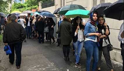 Iranian Expats in 102 Countries Vote in Iran's 12th Presidential Elections