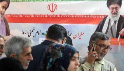Iranian Expats in 102 Countries Vote in Iran's 12th Presidential Elections